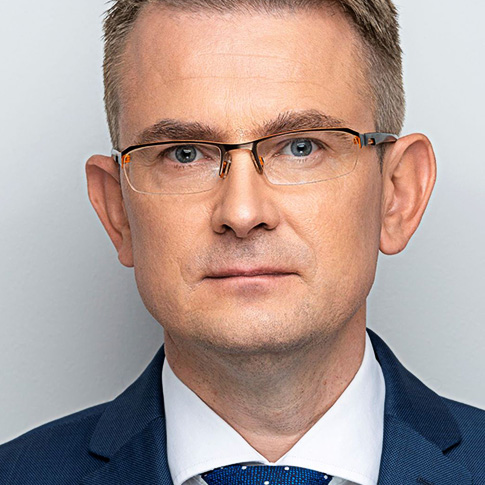 Dr. ARŪNAS DULKYS